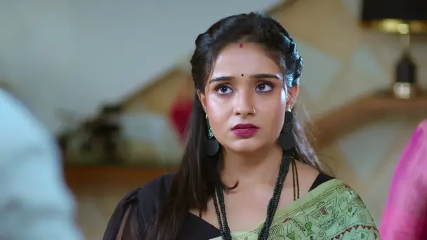 Chirag Checks Disha’s Bag
