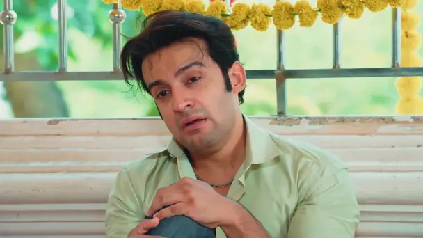 Vivek Throws Radhika Out of the House