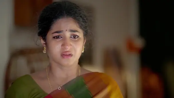Indhu Prays to Her Mother