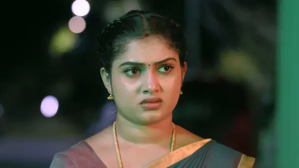Riya Seeks Divya and Lakshmi's Help