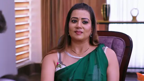 Rajeshwari Stuns Her Husband