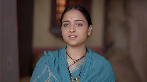 Venkatanatha Scolds Saraswati