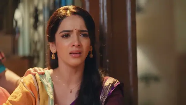 Jagadhatri gets upset with Shivay