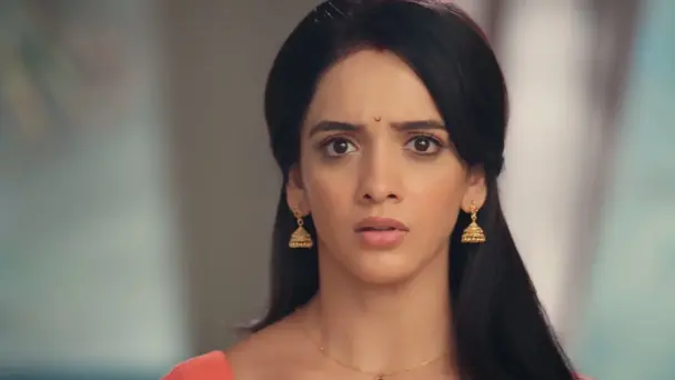 Maya Makes halwa for Sharad