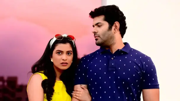 Siddharth Meets Aditi's Parents