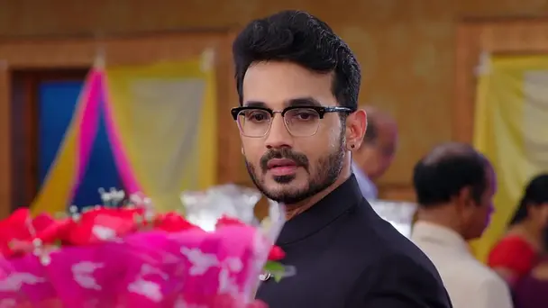 Kanishka Sees Kaustubh Proposing to a Girl