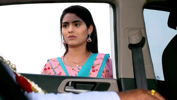 Stuti and Indrajit's Secretary Argue