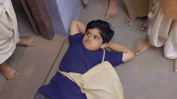 Bhim obtains permission to enter the classroom - Mahanayaka Dr. B. R. Ambedkar