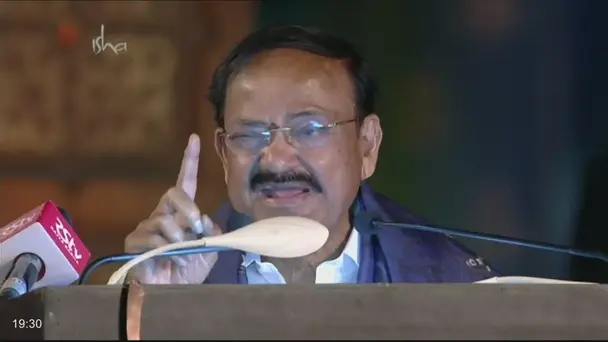 Venkaiah Naidu addresses the crowd - Isha Mahashivratri 2020