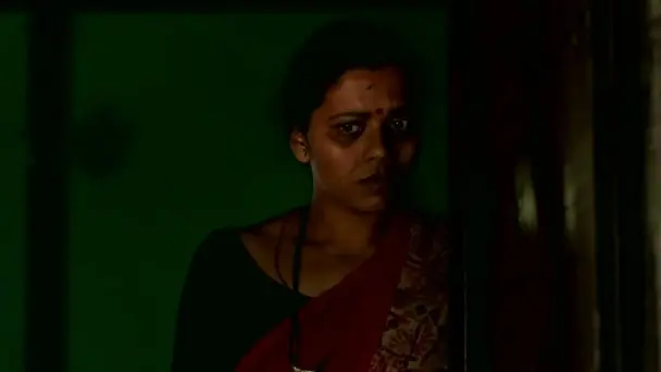 Sarita Sees Kaveri In Anna's Room