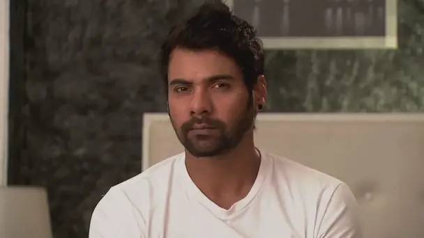 Abhi apologises to Pragya