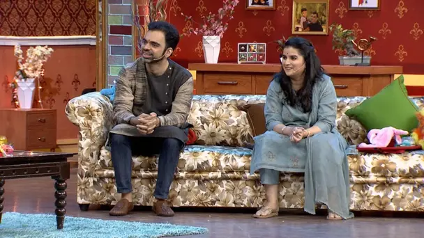 Rahul Deshpande and Vaishali Samant grace the show - Alimili Gupchili