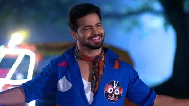 Kuhu's accusations about her car driver - Hey Prabhu