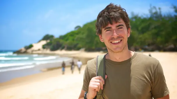 Indian Ocean with Simon Reeve S1 E1