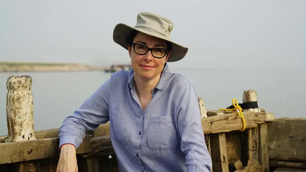 The Ganges with Sue Perkins S1 E3