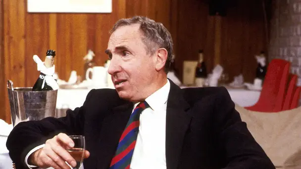 Yes, Prime Minister S1 E1