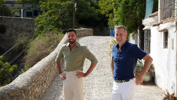 Anton and Giovanni's Adventures in Spain S1 E1