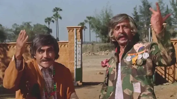 Gali Gali Mein Ghuskar