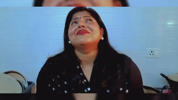 Phone Pe Busy Biwi