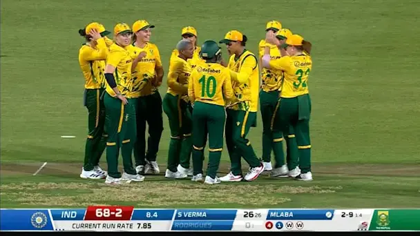 Smirit, Jemimah Fall on the Trot