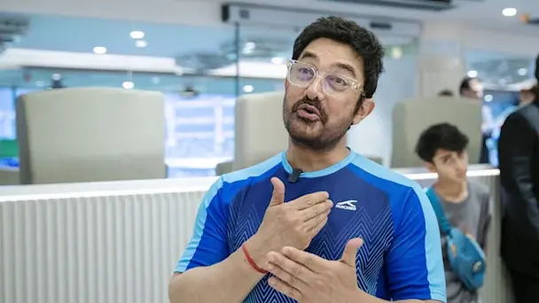 Wankhede Shines with Aamir