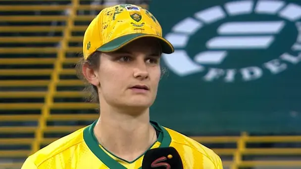 Easier to Chase Under Lights: Wolvaardt