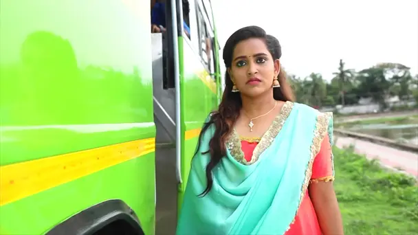 Thaenmozhi Helps Arul