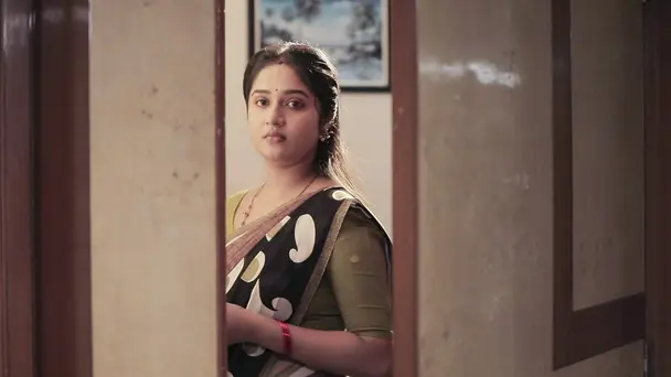 Kanmani Spots a Suspicious Act