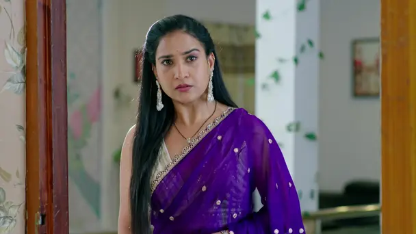 Shalini Feels Distressed