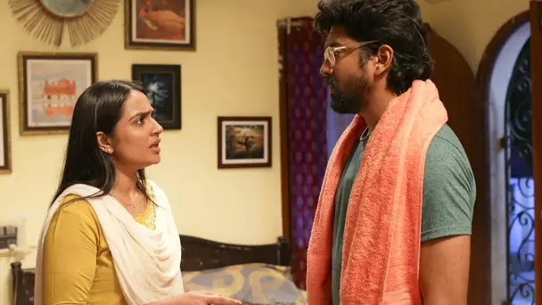 Rohini Gets Suspicious of Manoj