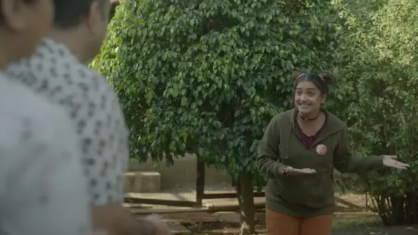 Meera brings a camel