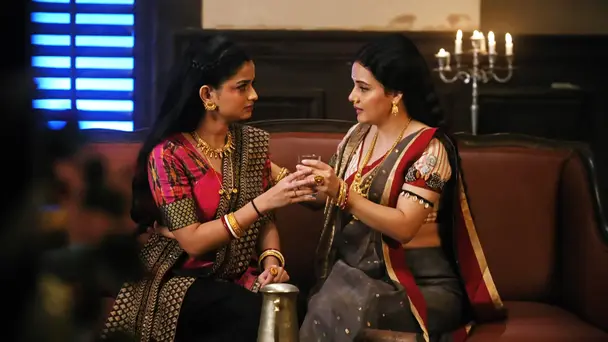 Kalyani Helps Radhamani Escape