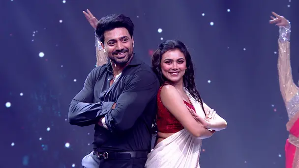 Pujo Fun with Dev and Idhika