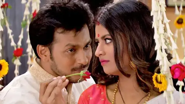 The couple's post-marriage ritual!