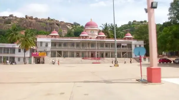 A visit to the holy Siddaganga Mutt