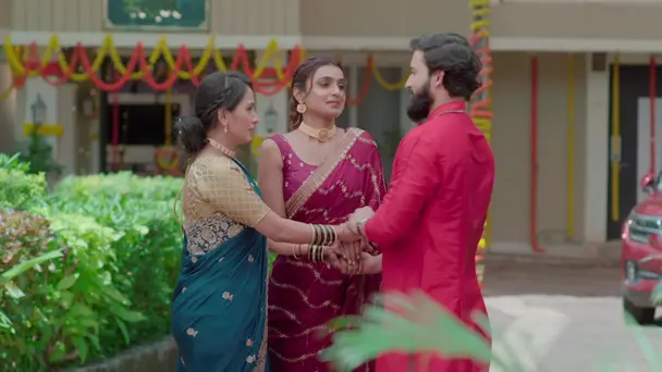 Anandi Commends Sukhada