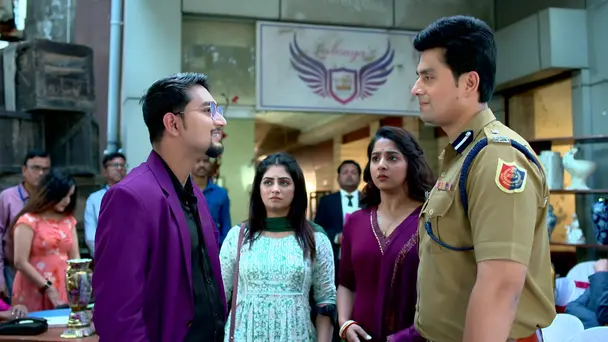 Aditya Stands against Rudy