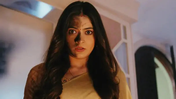 Pallavi Makes Esha Confess