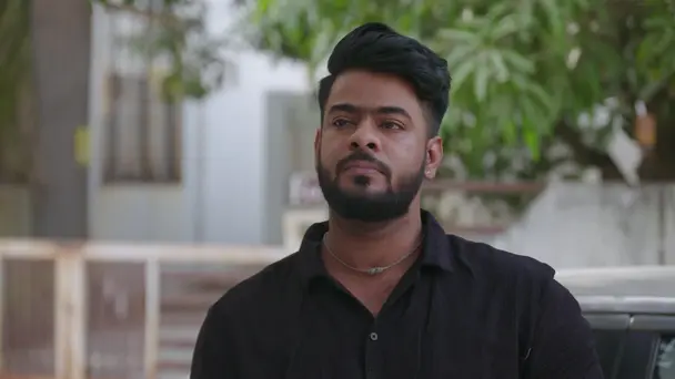 Kiara Hires Goons for Radha