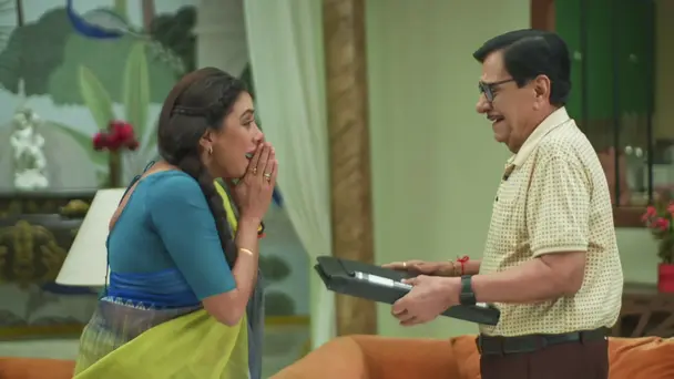 Hasmukh Risks the Shah House