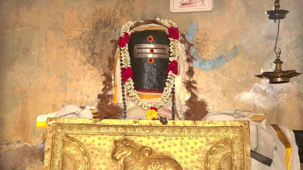 Thirupperuvelur Abhimuktheeswarar Temple