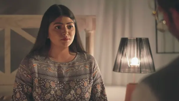 Chikoo Leaves for Mumbai