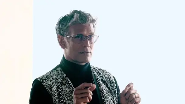 Models up in the sky and hanging!