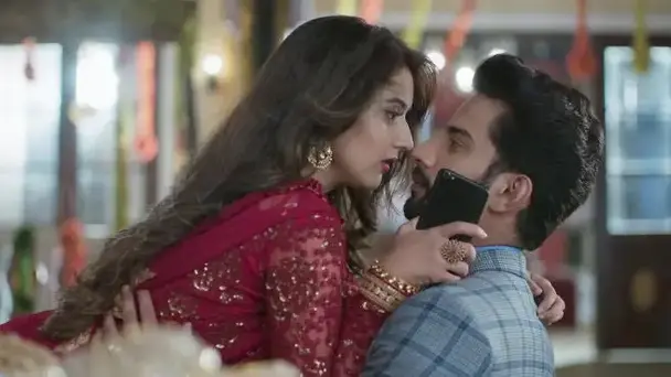 Omkar-Mayura meet again!