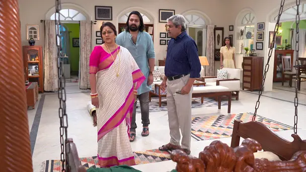 Purnima Punishes Maharaj