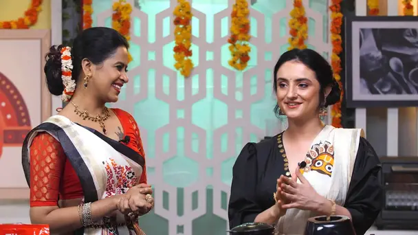 Paris Lakshmi Graces the Show