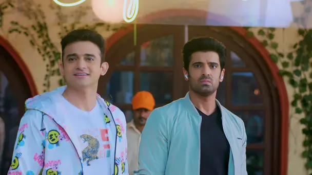 Kunal at Vandana's Locality