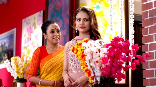 Urmi Chooses Suraj Over Joy