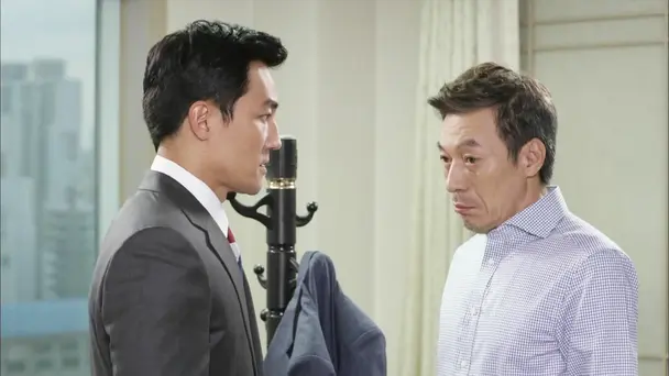 Mr. Ko helps Hongbin