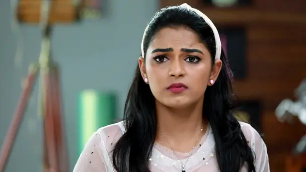 Meenatchi Gets Angry